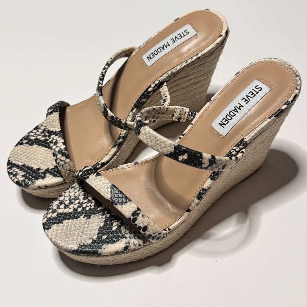 NEW STEVE MADDEN SELFLESS WEDGE NATURAL SNAKE SZ 7.5